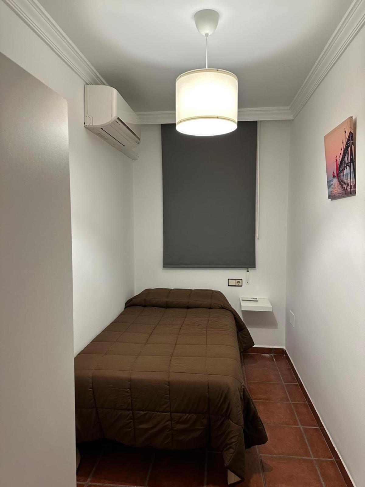 Apartamentos Maria Малага Экстерьер фото