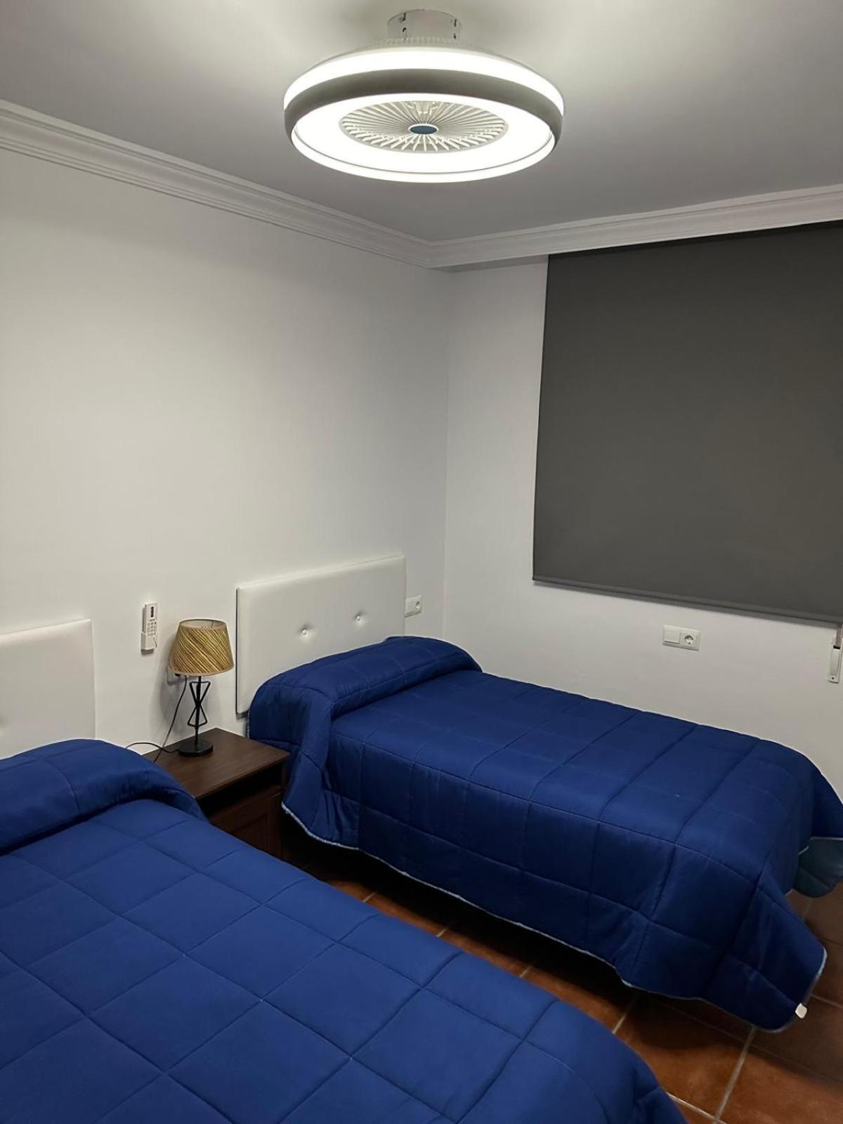 Apartamentos Maria Малага Экстерьер фото